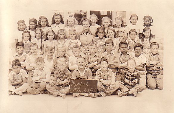 Moorpark_Elementary_3rd_grade.jpg