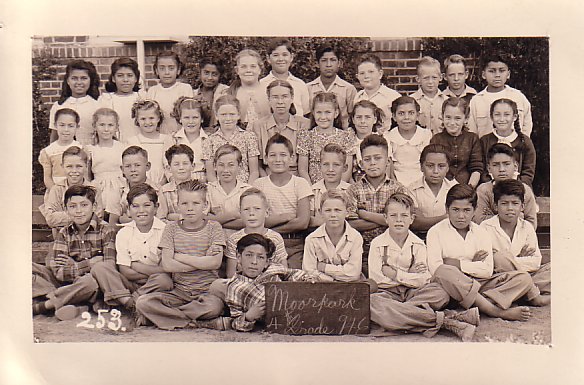 Moorpark_Elementary_4th_grade.jpg